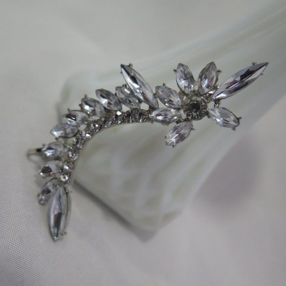 Silver Tone Rhinestone Crystal Ear Crawler - Picture 4 of 5